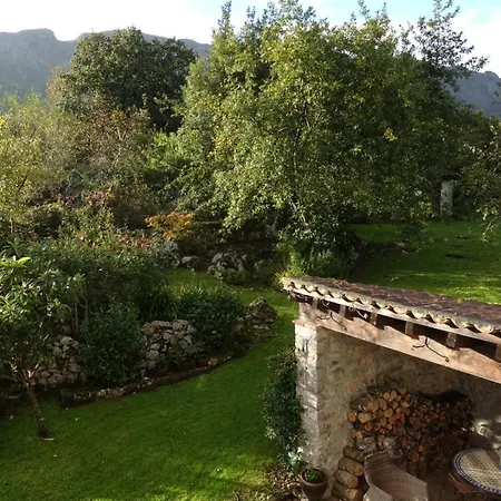 Villa Country House In La Pereda